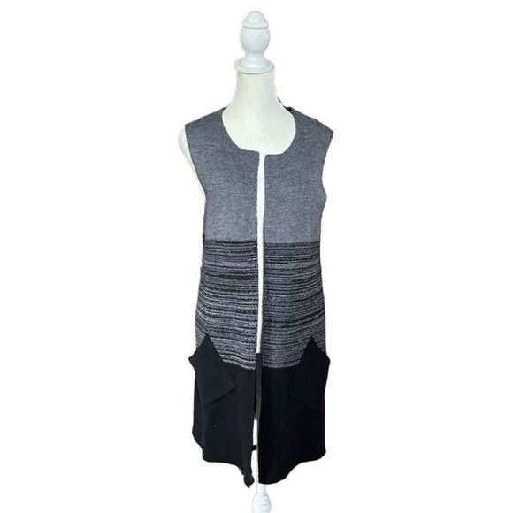 Cocogio Grey & Black Ombré Sleeveless Duster Cardigan with Angled Pockets Small - Picture 1 of 10